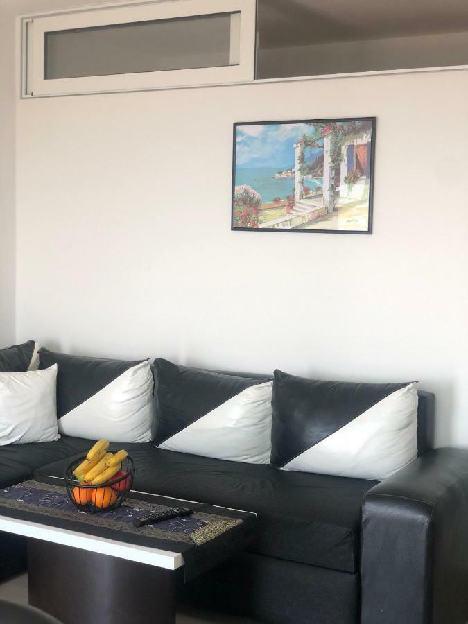 Apartmani Dini Ulcinj Luaran gambar